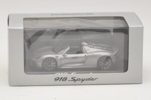 Porsche 918 Spyder Grau Metallic Minichamps 1:43 WAP0201000E Metall – Bild 4 von 4