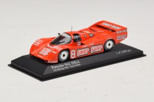 Porsche 962 IMSA #8 A.J. Foyt / B. Wollek 12 Hours of Sebring 1985 Minichamps 1:43 400856508 Metall – Bild 2 von 4