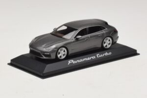 Porsche Panamera 971 Turbo Grau Metallic Minichamps 1:43 WAP0207610H Metall – Bild 2 von 4