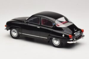 Saab 96 V4 Schwarz MCG 1:18 MCG18063 Metall – Bild 5 von 6