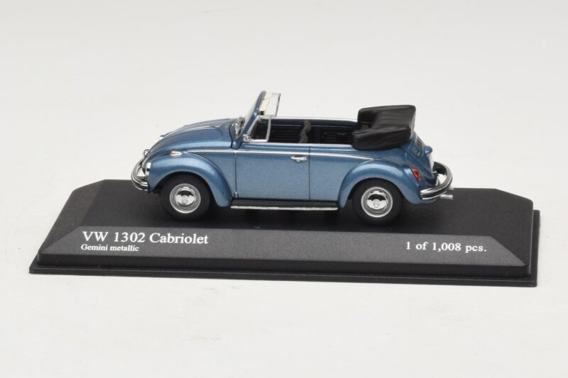 Volkswagen 1302 Cabriolet Blau Metallic Minichamps 1:43 Volkswagen 1302 Cabriolet Blau Metallic Minichamps 1:43 430055042 Metall