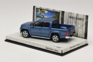 Volkswagen Amarok Blau Metallic Minichamps 1:43 436058362 Metall – Bild 3 von 5
