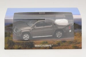 Volkswagen Amarok Braun Metallic Minichamps 1:43 436058361 Metall – Bild 5 von 5