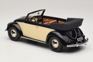 Volkswagen Beetle Cabriolet Schwarz Creme Minichamps 1:18 107054131 Resin – Bild 5 von 6