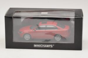 Volkswagen Jetta Mk6 Rot Minichamps 1:43 400059001 Metall – Bild 4 von 4