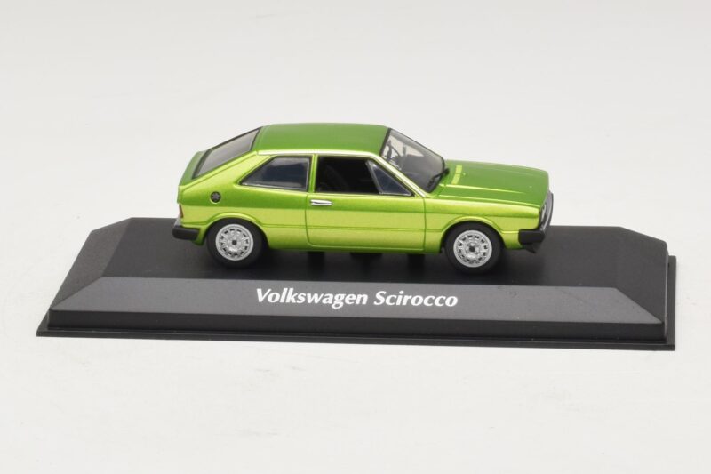 Volkswagen Scirocco Mk1 Grün Metallic Maxichamps 1:43 Volkswagen Scirocco Mk1 Grün Metallic Maxichamps 1:43 940050420 Metall