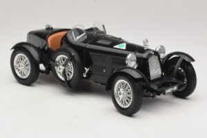 Alfa Romeo 8C Monza Schwarz Bburago 1:18 3014-P1 Metall – Bild 4 von 6