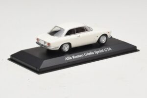 Alfa Romeo Giulia Sprint GTA Weiss Maxichamps 1:43 940120441 Metall – Bild 2 von 5