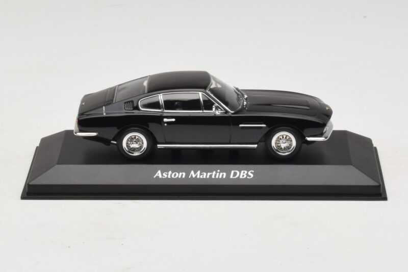 Aston Martin DBS Schwarz Maxichamps 1:43 940137601 Metall