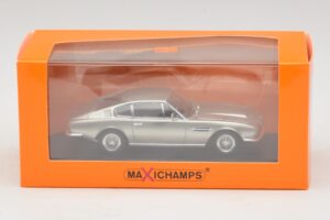 Aston Martin DBS Silber Maxichamps 1:43 940137600 Metall – Bild 5 von 5