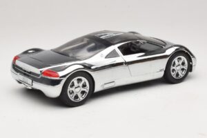 Audi Avus Quattro Chrome Silver Revell 1:18 08830 Metall – Bild 3 von 8