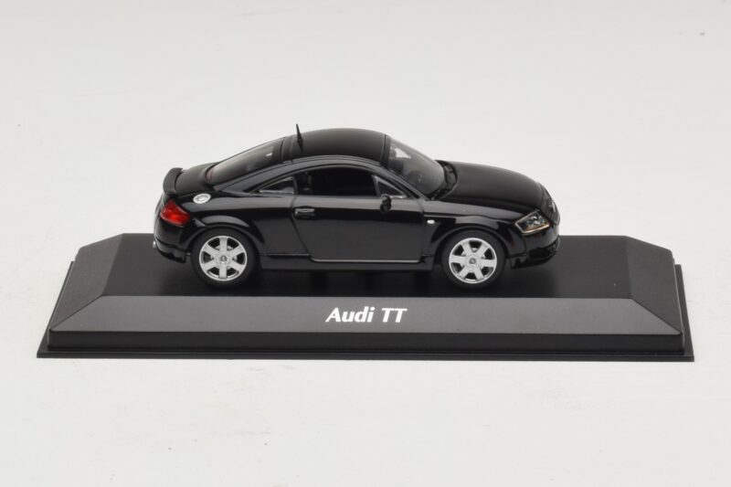 Audi TT 8N Schwarz Maxichamps 1:43 940017221 Metall