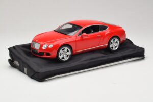 Bentley Continental GT Orange Minichamps 1:18 100139922-P1 Metall