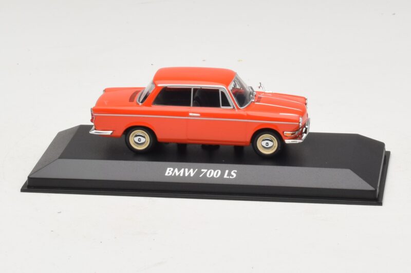 BMW 700 LS Rot Maxichamps 1:43 940023701 Metall