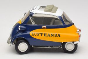 BMW Isetta 250 Lufthansa Revell 1:18 08926 Metall – Bild 4 von 8