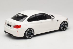 BMW M2 F87 Weiss Minichamps 1:18 155026104 Metall – Bild 2 von 6