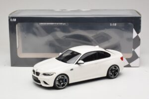 BMW M2 F87 Weiss Minichamps 1:18 155026104 Metall – Bild 6 von 6