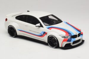 BMW M4 F82 Liberty Walk Ersatzkarton GT Spirit 1:18 GT067-R1 Resin – Bild 4 von 6