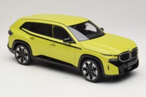 BMW XM G09 Gelb Minichamps 1:18 110023302 Metall – Bild 6 von 8