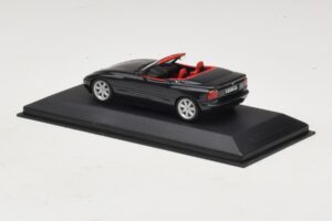 BMW Z1 Dunkelgrün Mit Rotem Interieur Minichamps 1:43 BMW021 Metall – Bild 3 von 5