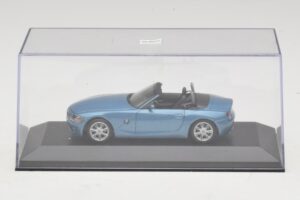 BMW Z4 E85 Hellblau Metallic Ersatzkarton Minichamps 1:43 80420144054-R1 Metall – Bild 4 von 5