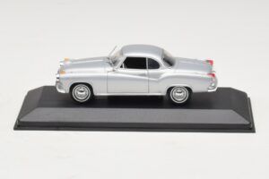 Borgward Isabella Coupé Silber Minichamps 1:43 400096031 Metall