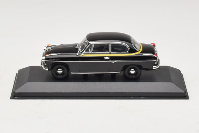 Borgward Isabella Taxi Schwarz Minichamps 1:43 400096095 Metall