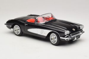 Chevrolet Corvette C1 Tuxedo Black AUTOart 1:18 71142 Metall – Bild 6 von 8