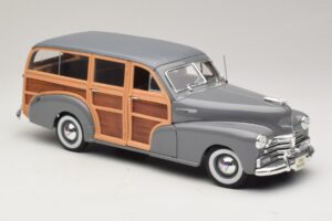 Chevrolet Fleetmaster Woody Grau Maisto 1:18 31854 Metall – Bild 6 von 8