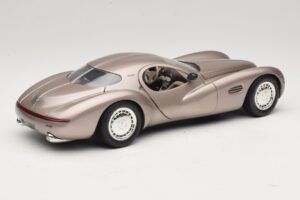 Chrysler Atlantic Beige Guiloy 1:18 68570 Metall – Bild 3 von 8