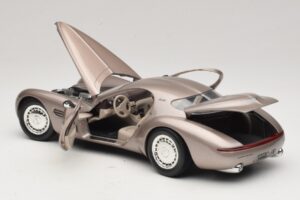 Chrysler Atlantic Beige Guiloy 1:18 68570 Metall – Bild 5 von 8