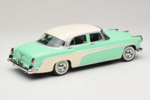 DeSoto Fireflite Sedan Hellgrün & Creme KK-Scale 1:18 KKDC181543 Metall – Bild 2 von 6