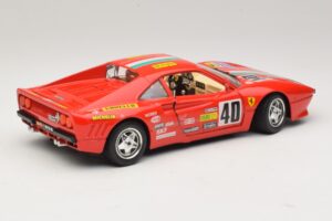 Ferrari 288 GTO #40 Rot Bburago 1:18 3027-P4 Metall – Bild 3 von 8