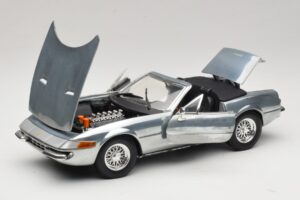 Ferrari 365 GTS Chrome Silver Hot Wheels 1:18 25738 Metall – Bild 2 von 8