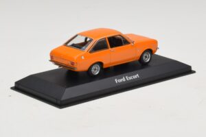 Ford Escort Mk2 Orange Maxichamps 1:43 940084101 Metall – Bild 2 von 5
