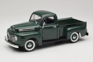 Ford F-1 Grün Road Legends 1:18 92218 Metall