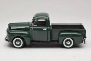 Ford F-1 Grün Road Legends 1:18 92218 Metall – Bild 4 von 8