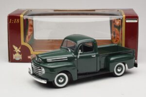 Ford F-1 Grün Road Legends 1:18 92218 Metall – Bild 8 von 8