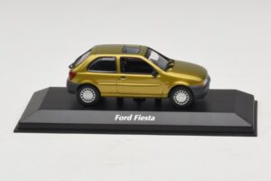 Ford Fiesta Mk4 Gold Maxichamps 1:43 940085060 Metall