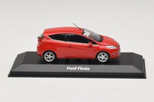 Ford Fiesta Mk7 Rot Maxichamps 1:43 940088000 Metall