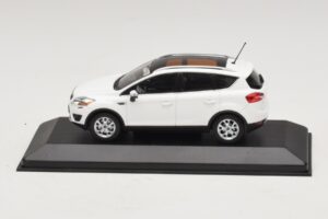 Ford Kuga Mk1 Weiss Händleredition Minichamps 1:43 KUGA002 Metall
