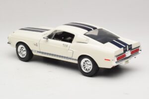 Ford Shelby GT500KR Weiss Road Legends 1:18 92168 Metall – Bild 7 von 8