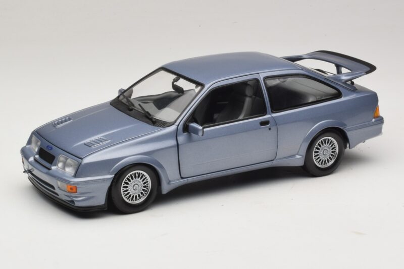 Ford Sierra RS Cosworth Blau Minichamps 1:18 150084072 Metall
