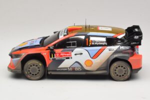 Hyundai i20 N Rally1 #1 T. Neuville / M. Wydaeghe Rally Portugal 2025 IXO 1:18 18RMC251B Metall – Bild 3 von 6