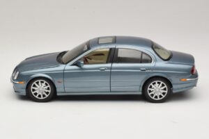 Jaguar S-Type X200 Blau Maisto 1:18 31865 Metall – Bild 4 von 8