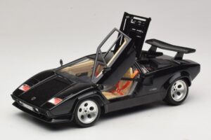 Lamborghini Countach 5000 Quattrovalvole Schwarz Bburago 1:18 3337 Metall – Bild 2 von 8