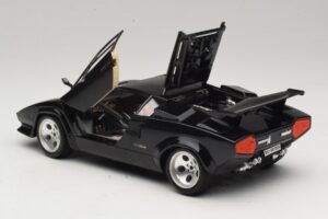 Lamborghini Countach 5000 Quattrovalvole Schwarz Bburago 1:18 3337 Metall – Bild 5 von 8