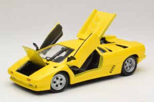 Lamborghini Diablo Gelb Maisto 1:18 32803 Metall – Bild 2 von 8
