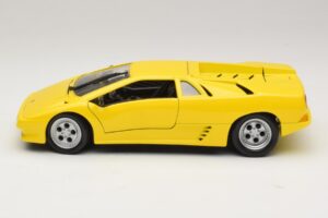 Lamborghini Diablo Gelb Maisto 1:18 32803 Metall – Bild 4 von 8
