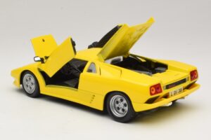 Lamborghini Diablo Gelb Maisto 1:18 32803 Metall – Bild 5 von 8